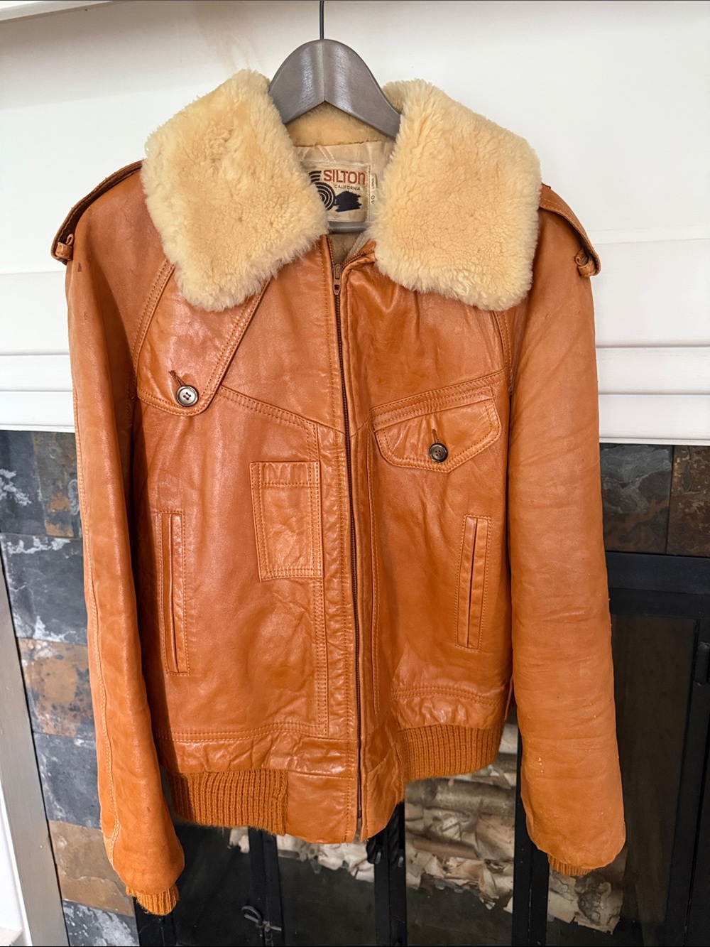 Vintage 1970’s Silton Men's Tan Leather Bomber Jacket with Shearling Collar.